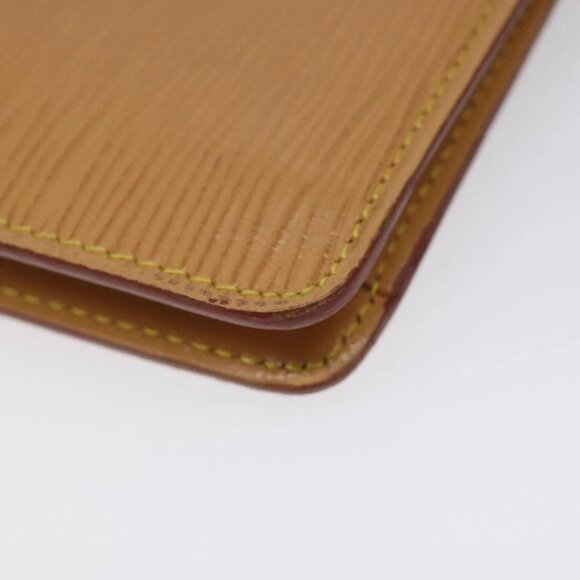 LOUIS VUITTON Epi Montaigne 23 Clutch Bag Beige LV - Picture 10 of 16